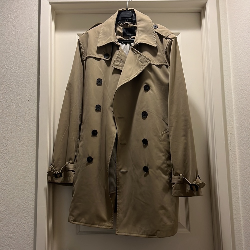 BANANA REPUBLIC TRENCH COAT - SIZE M